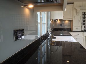 coloured glass splashbacks farrow and ball grey