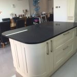 black quartz worktop silestone rock & co