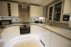 grigio medio stella quartz worktops installed in stevenage with gloss white wren kitchen