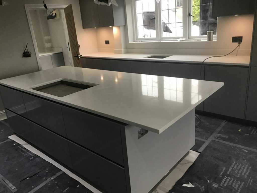 bianco carrina quartz worktops blax kitchens rockandco