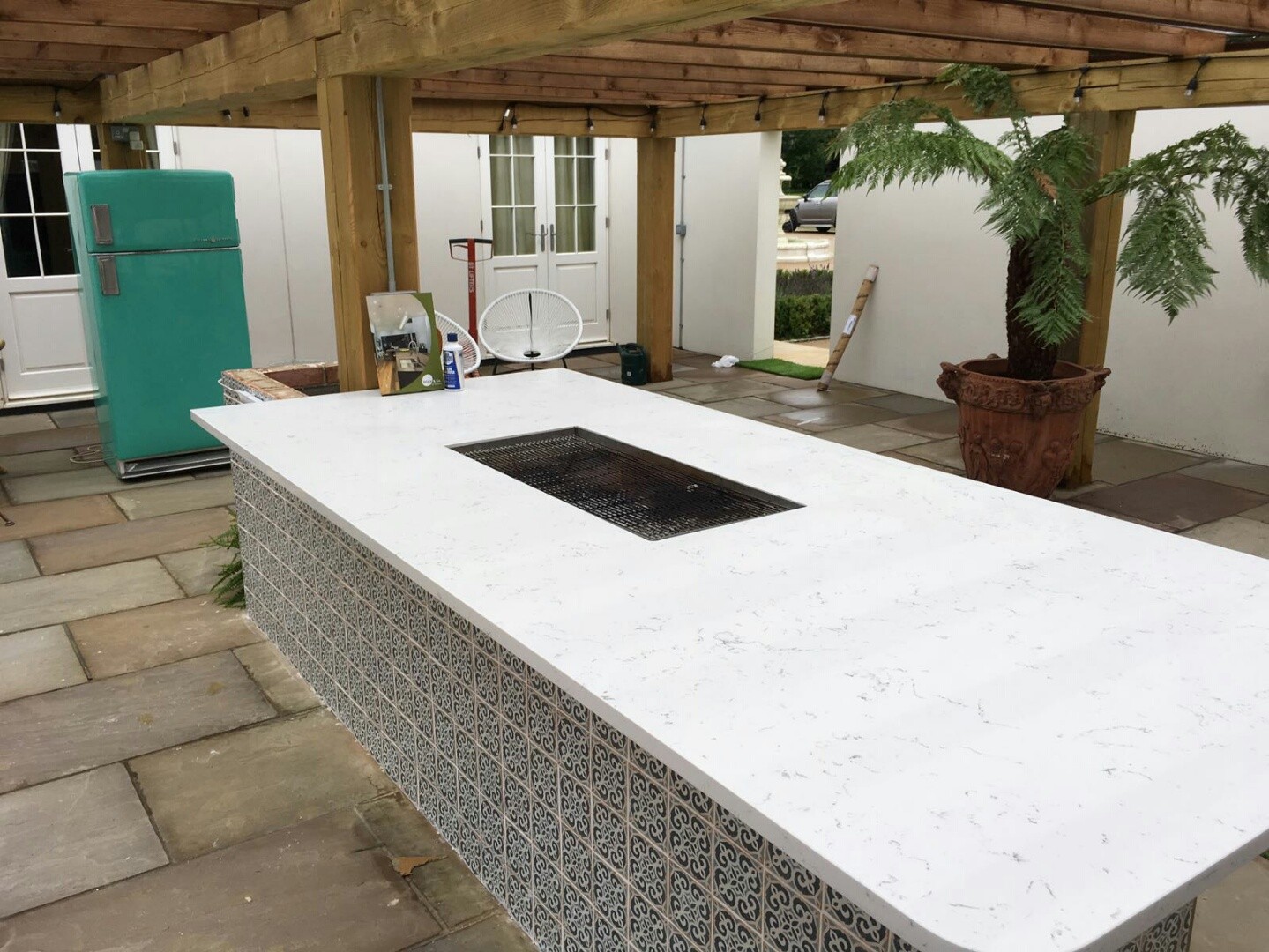 Our worktops are the perfect finishing product for an outdoor kitchen Rock and Co Granite and Quartz Worktops