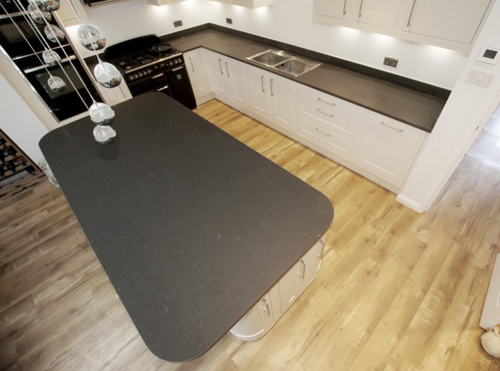 piatra slate carrera grey quartz in kitchen