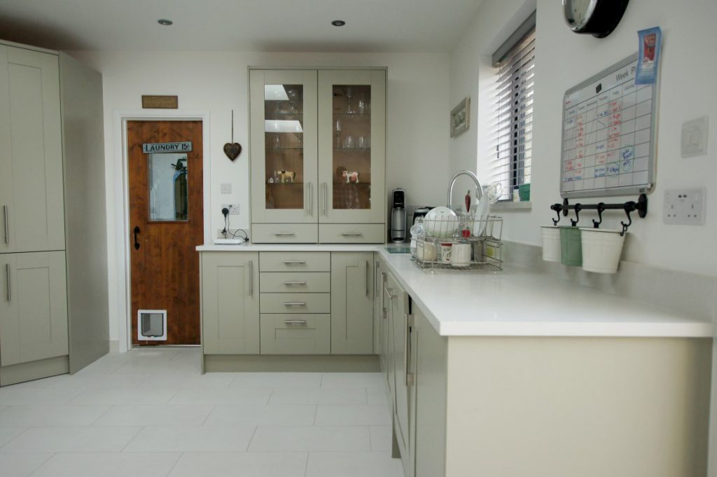 bianco de lusso quartz kitchen worktops