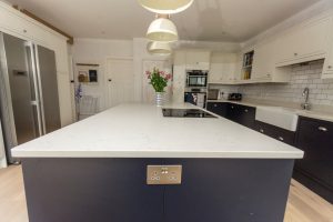 bianco carrina quartz worktop harpenden large open plan kitchen