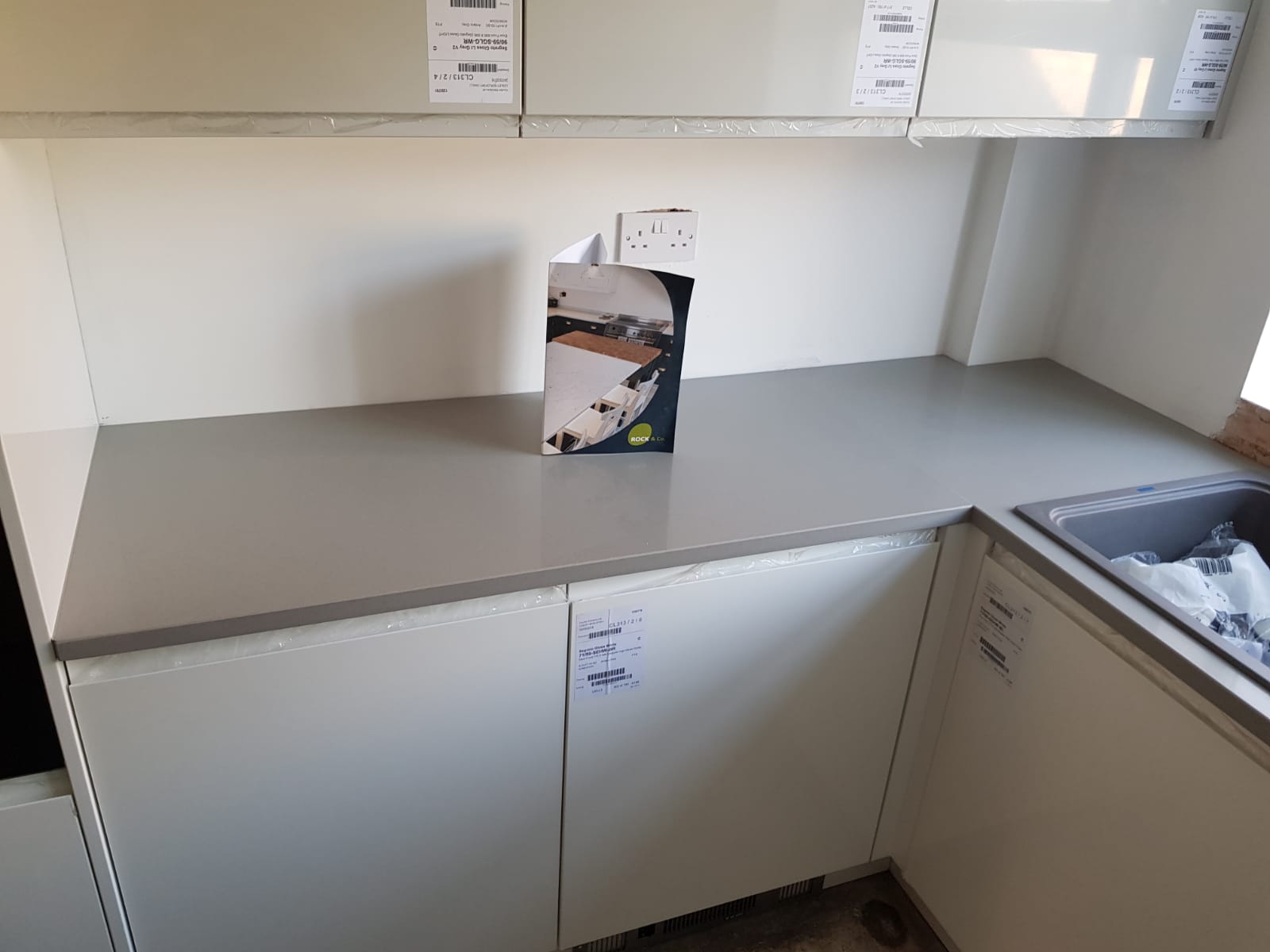 Falcon De Lusso Edgware Rock And Co Granite And Quartz Worktops Falcon De Lusso Edgware Rock And Co Granite And Quartz Worktops