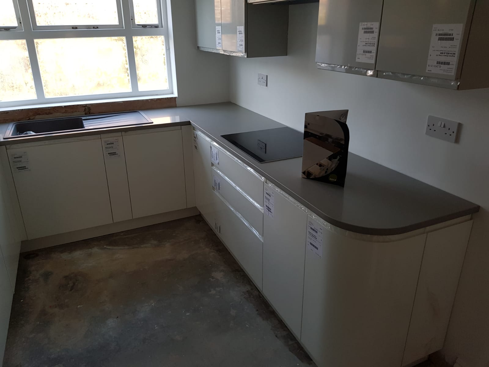 Falcon De Lusso Edgware Rock And Co Granite And Quartz Worktops Falcon De Lusso Edgware Rock And Co Granite And Quartz Worktops